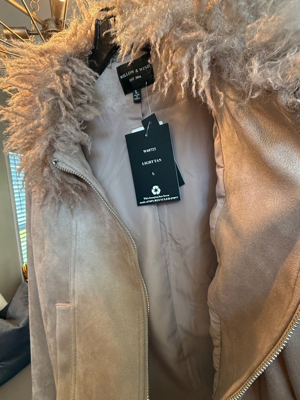 WILLOW & WIND SUEDETTE & FAUX FUR JACKET - SZ L  NEW - Picture 8 of 13